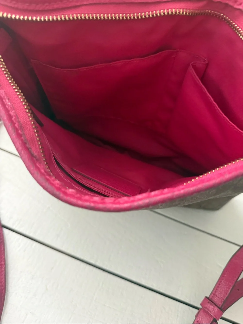 Coach crossbody signature